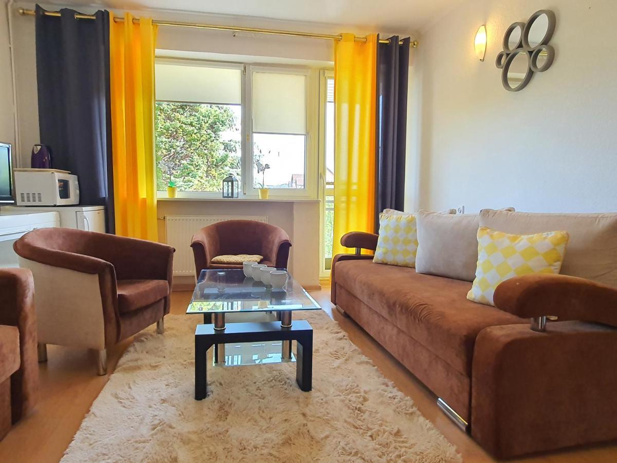 Dom Goscinny Marta - Pokoje, Apartamenty, Domki Krynica Morska Kültér fotó