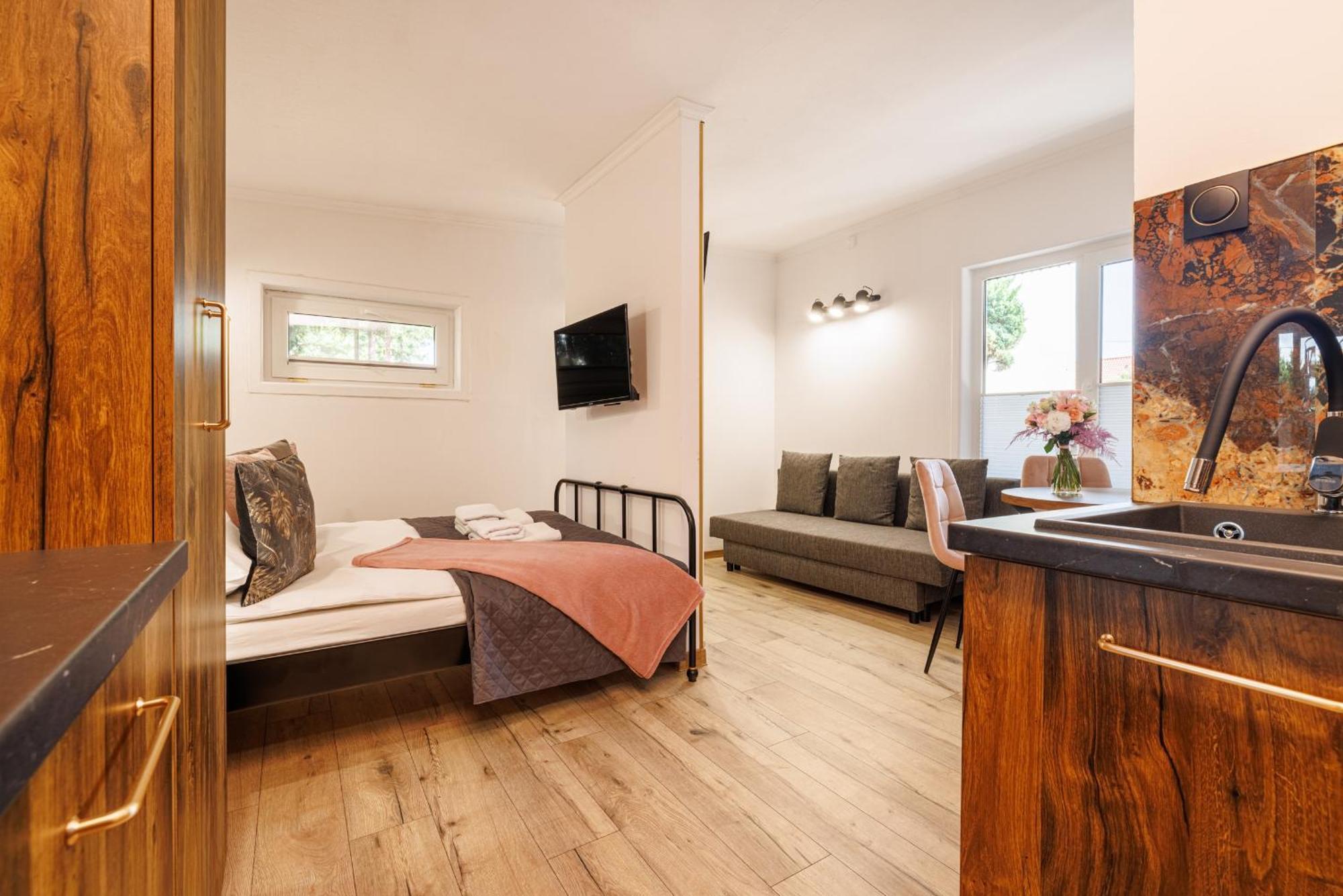 Dom Goscinny Marta - Pokoje, Apartamenty, Domki Krynica Morska Szoba fotó